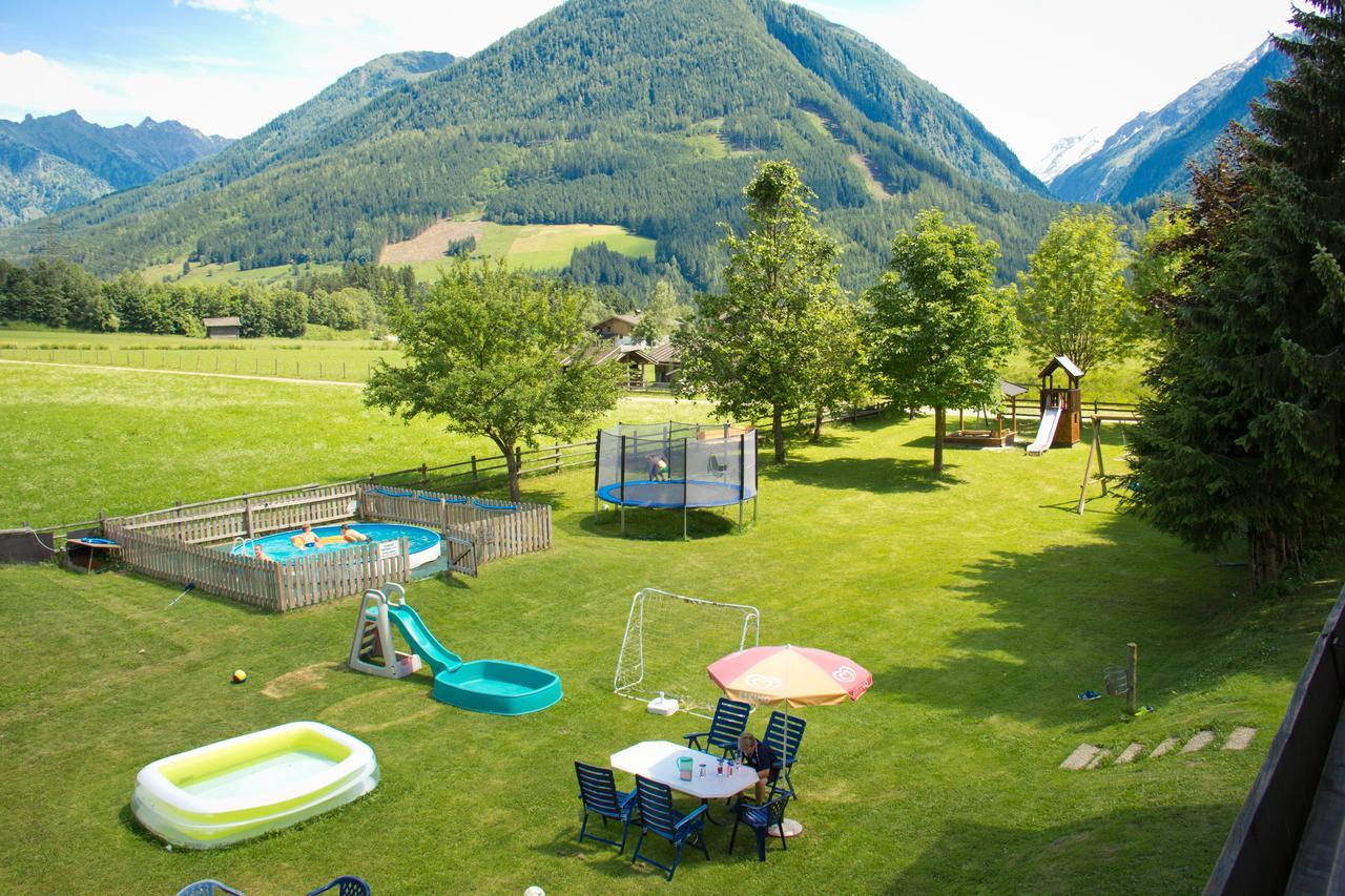 Gasthof Venedigerblick Hotel Neukirchen am Großvenediger Eksteriør billede